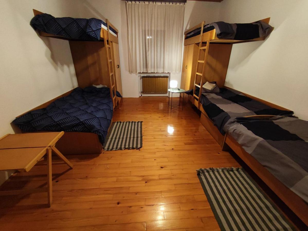 Family Hostel Pivka Dış mekan fotoğraf