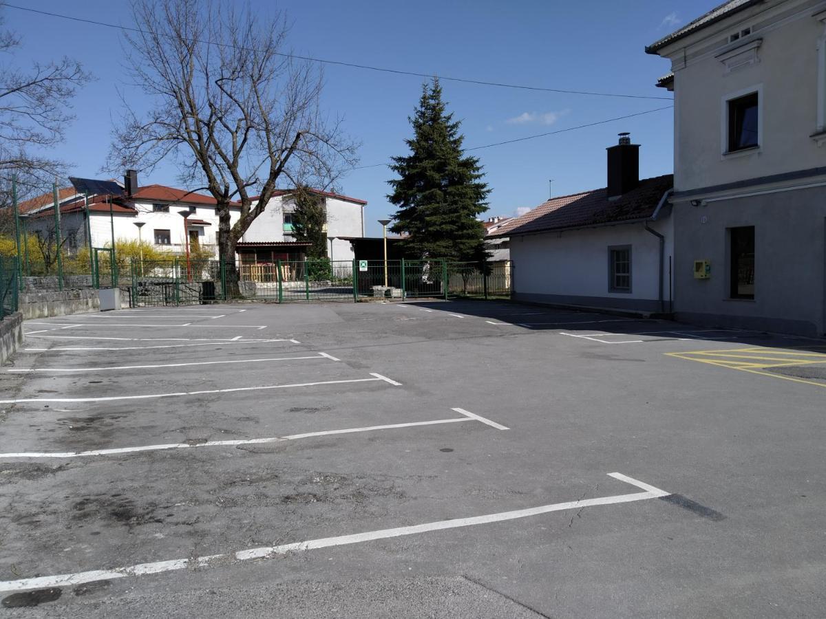 Family Hostel Pivka Dış mekan fotoğraf