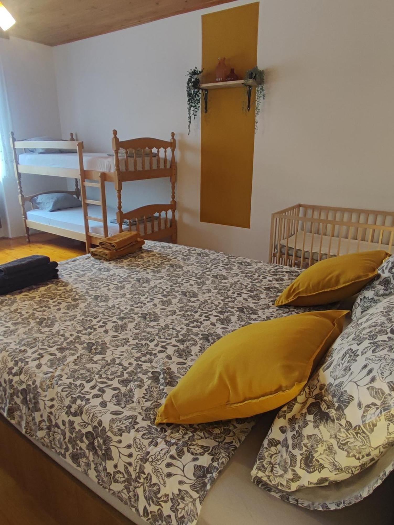 Family Hostel Pivka Dış mekan fotoğraf