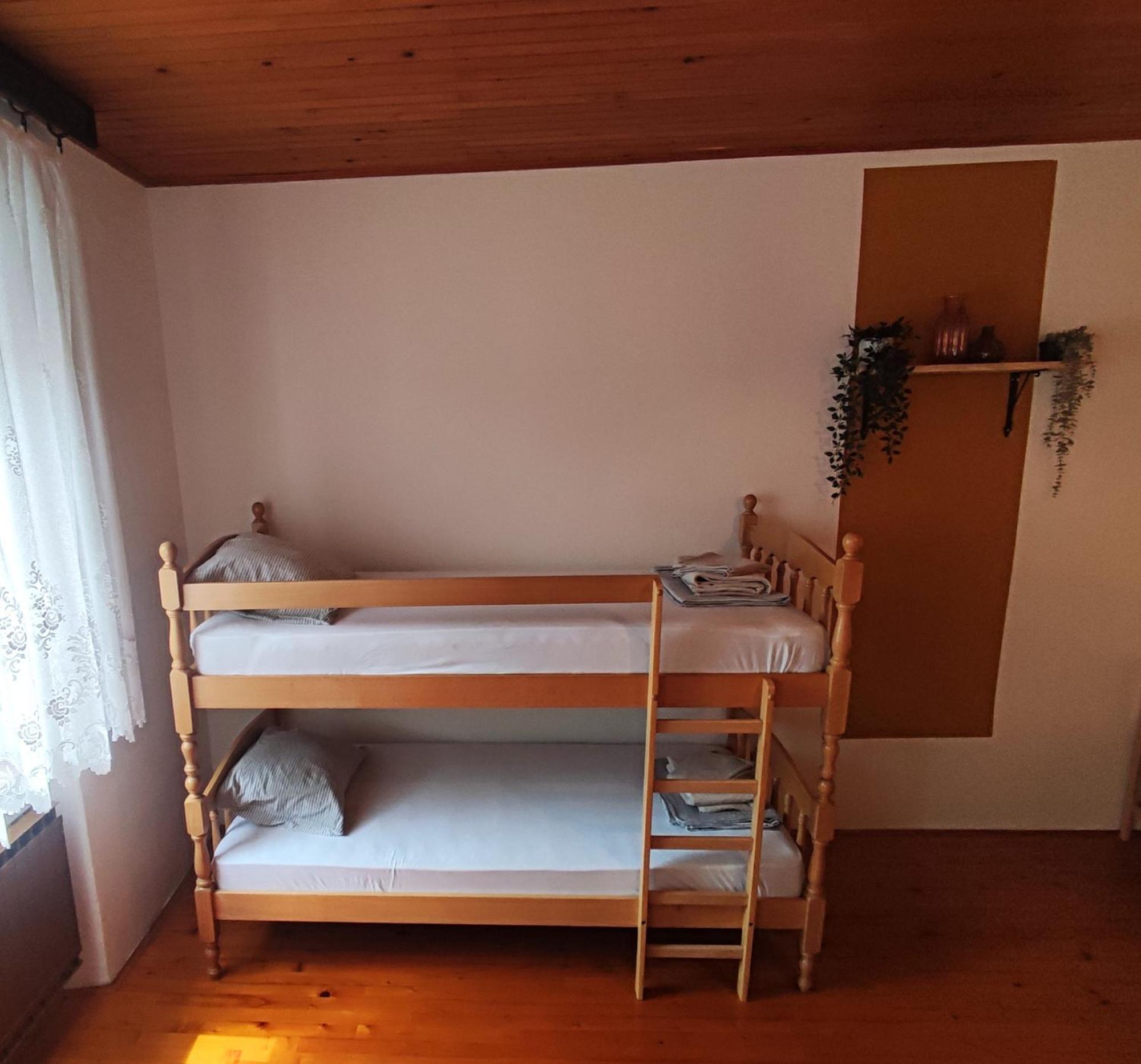 Family Hostel Pivka Dış mekan fotoğraf